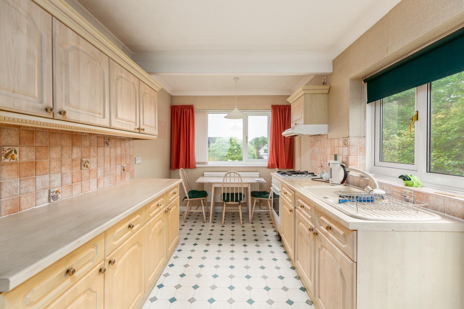 Whiteshell Drive, Langland, Swansea, SA3 4SY